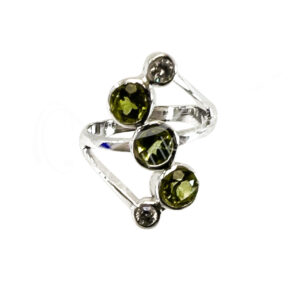 STERLING SILVER - RING, ADJUSTABLE 3 FACETED PERIDOTS & 2 ZIRCONS 0.75"W
