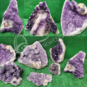 DRUSE - AMETHYST, URUGUAYAN 4-12" (LOT #10)