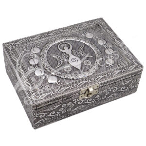 BOX - METAL MOON GODDESS EMBOSSED 5 X 7"